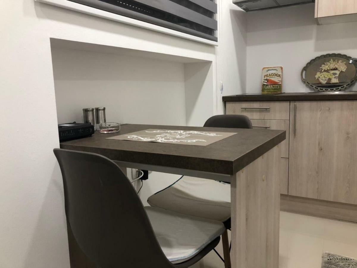Studio Apartment In Old Town- With Parking Mostar Kültér fotó